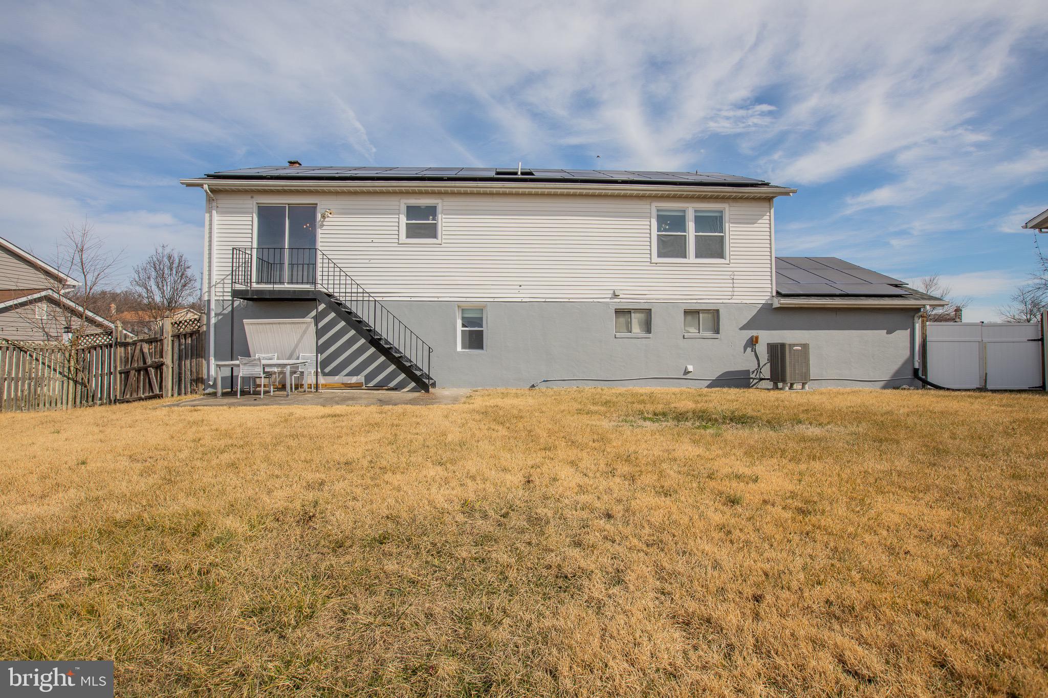 CLINTON - Residential Lease