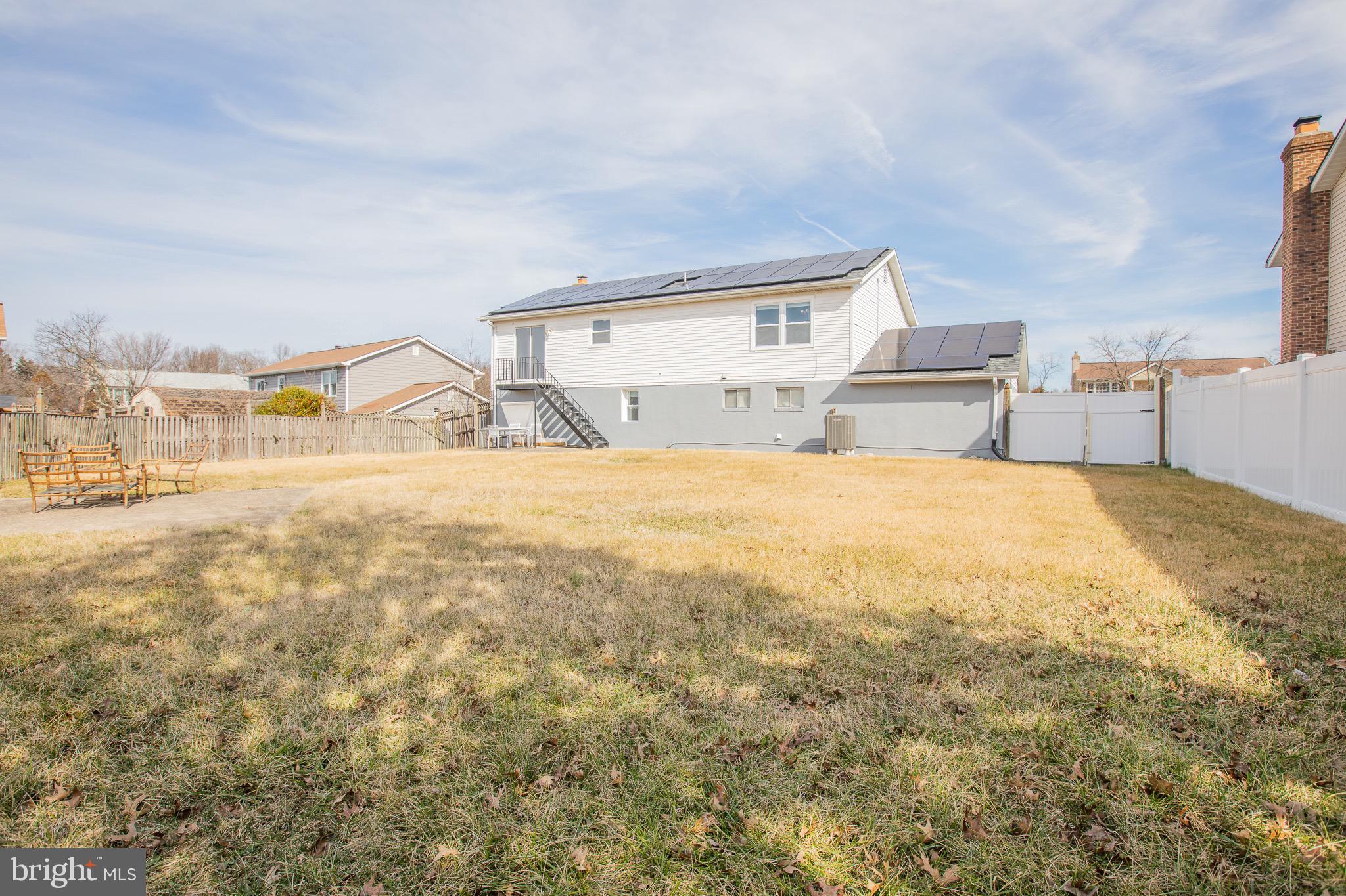 CLINTON - Residential Lease