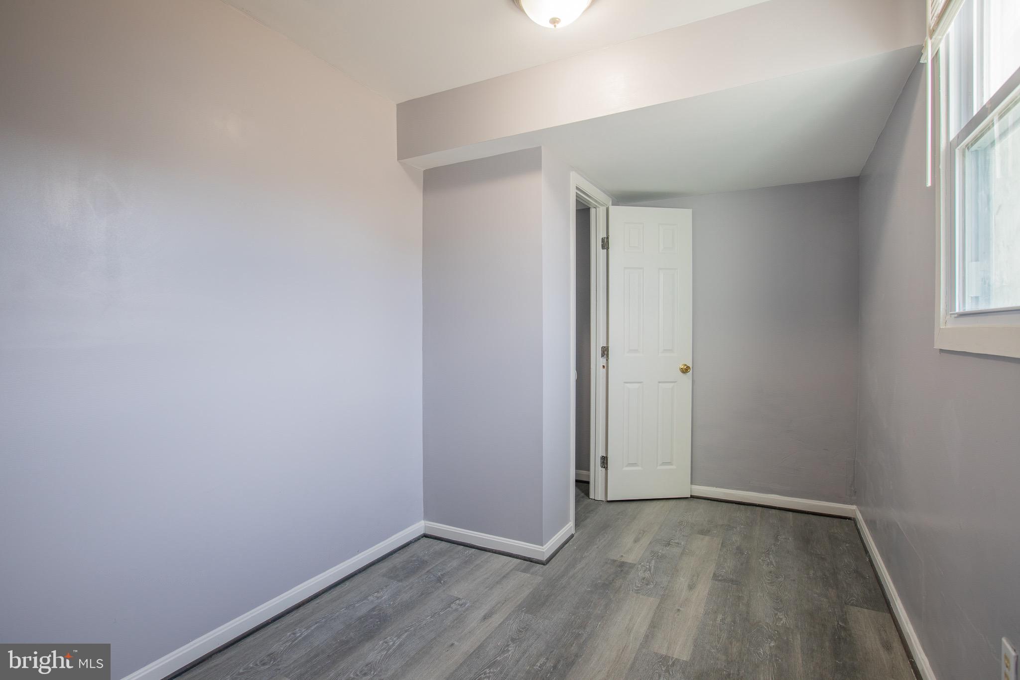 CLINTON - Residential Lease