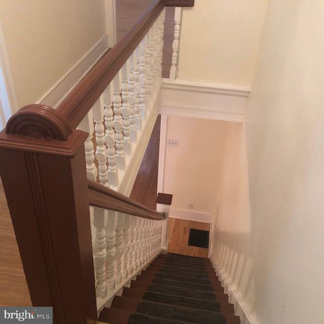 WHITMAN - Residential Lease