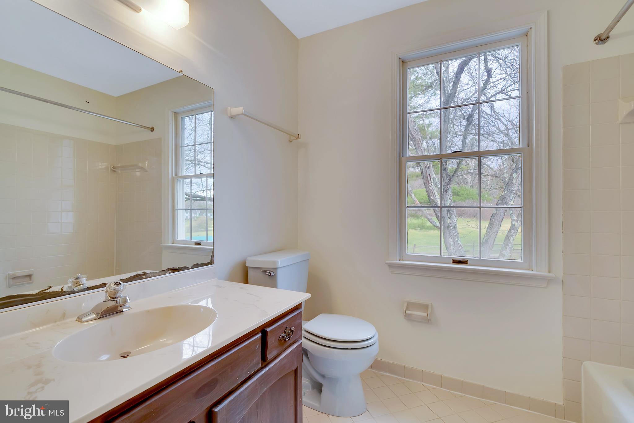 VALLEY CREEK FARM - Residential