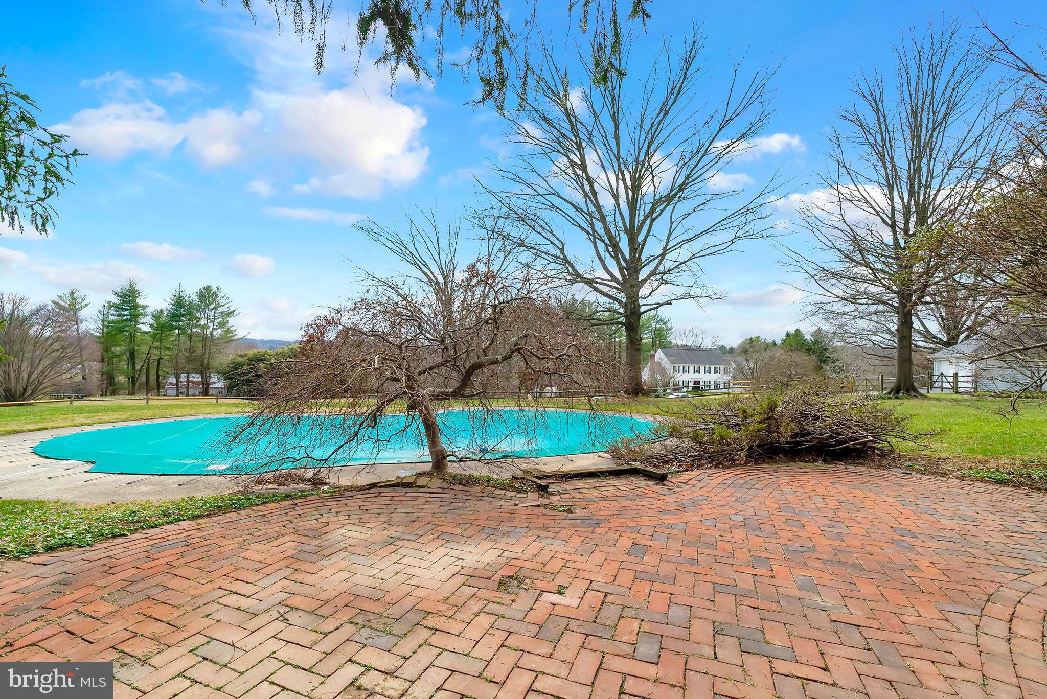 VALLEY CREEK FARM - Residential
