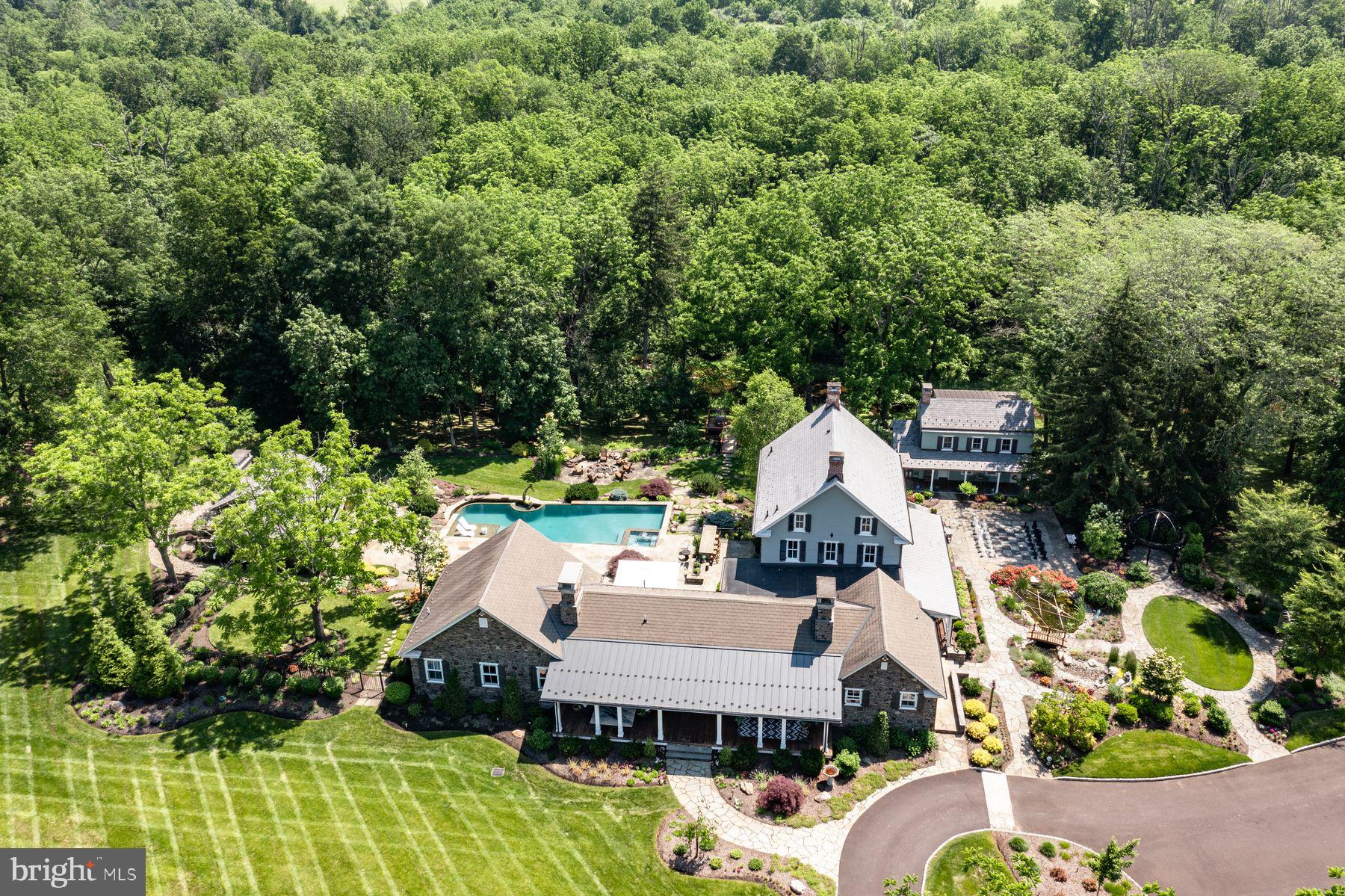 9 BLUEBERRY LANE