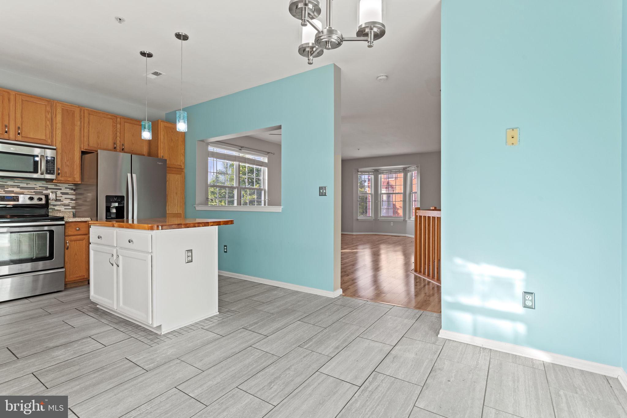 FREDERICKTOWNE VILLAGE - Residential