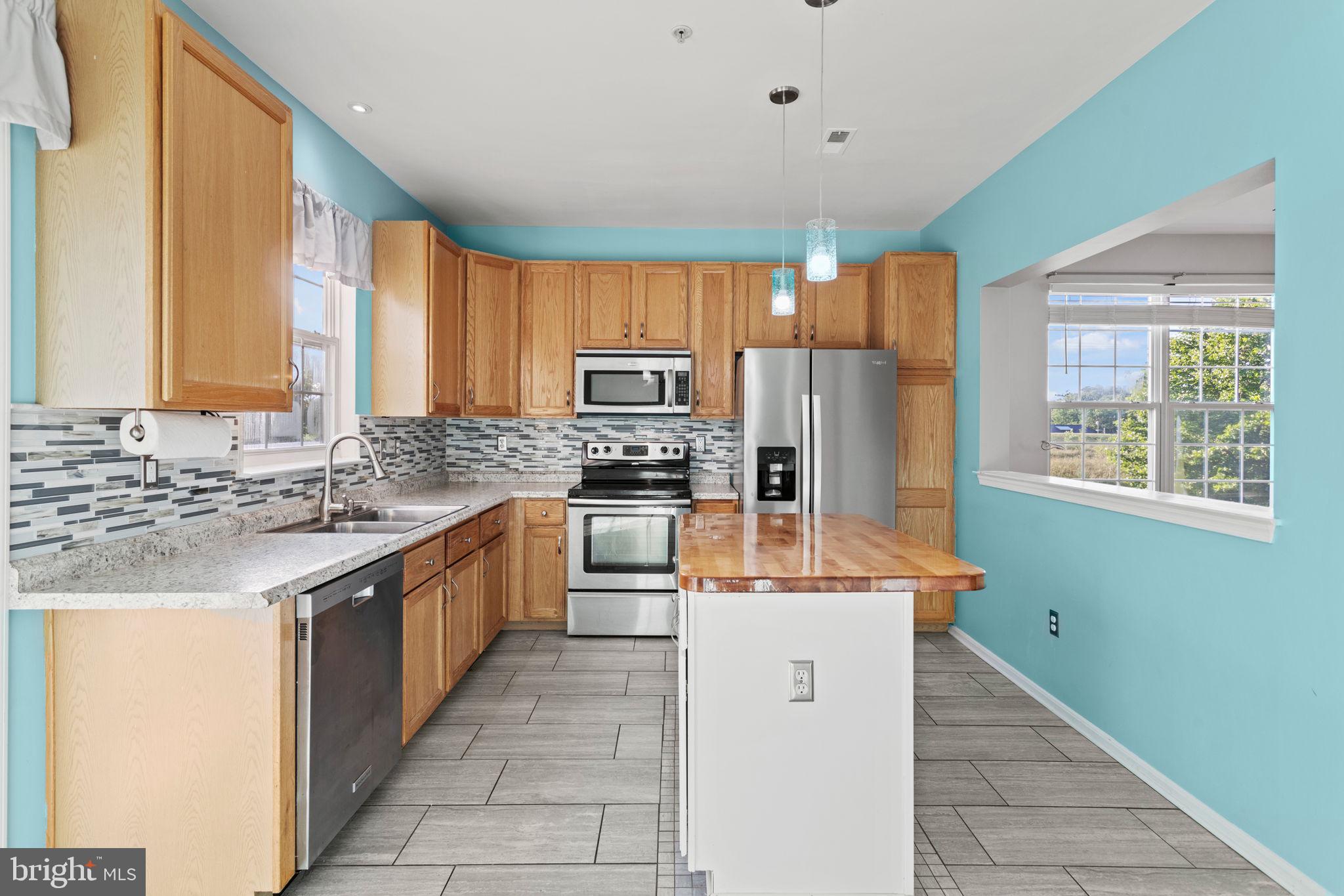 FREDERICKTOWNE VILLAGE - Residential