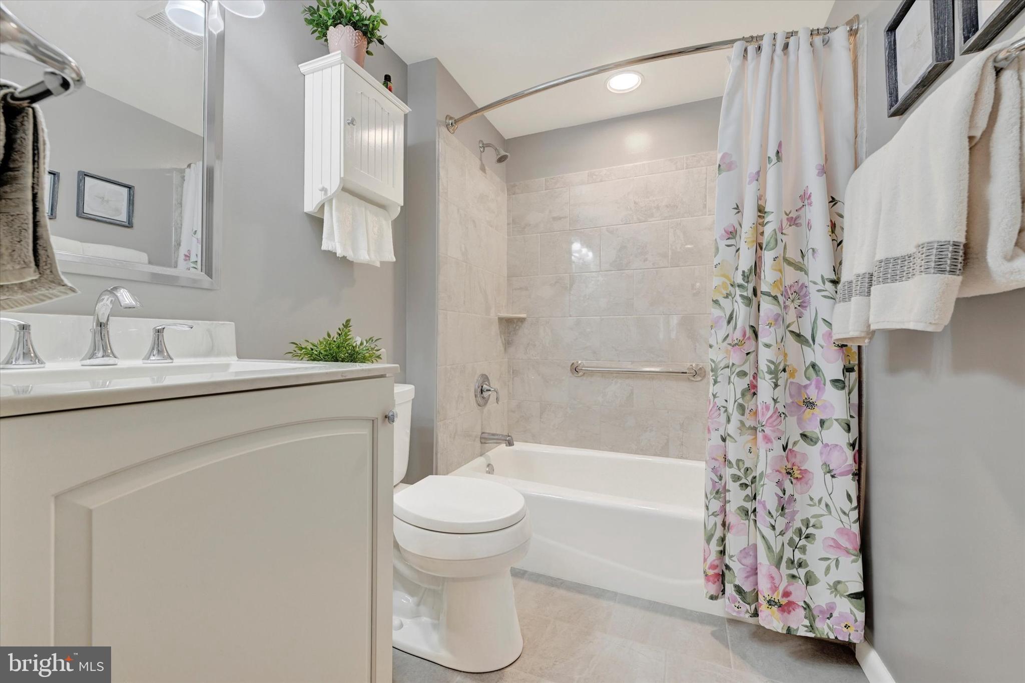 MAYS CHAPEL - Residential