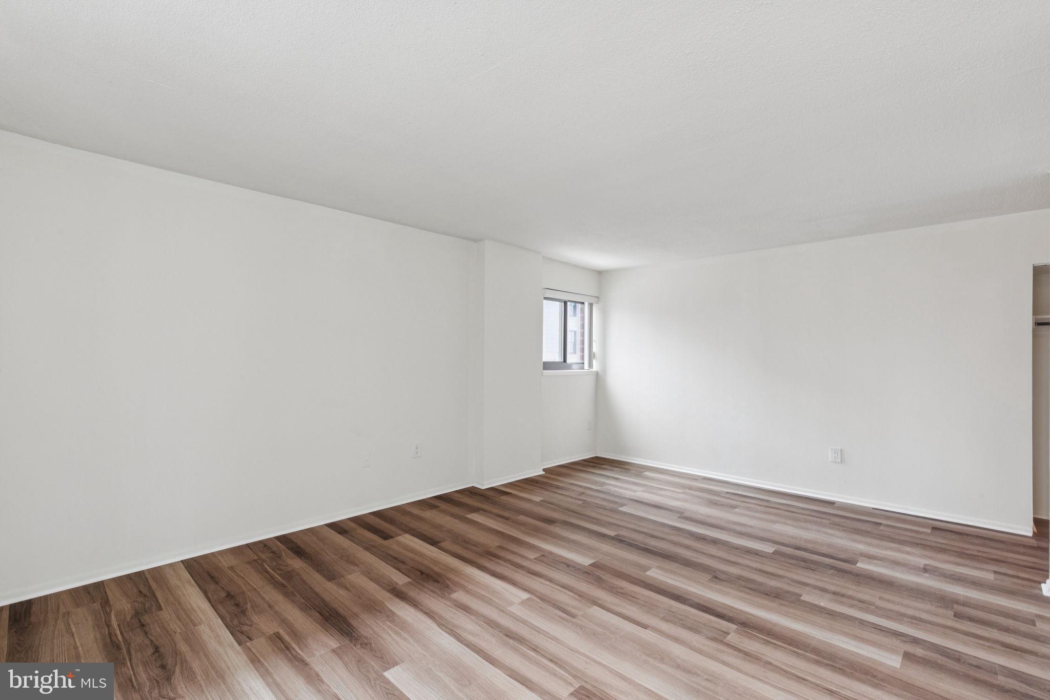 1420 LOCUST STREET 15Q