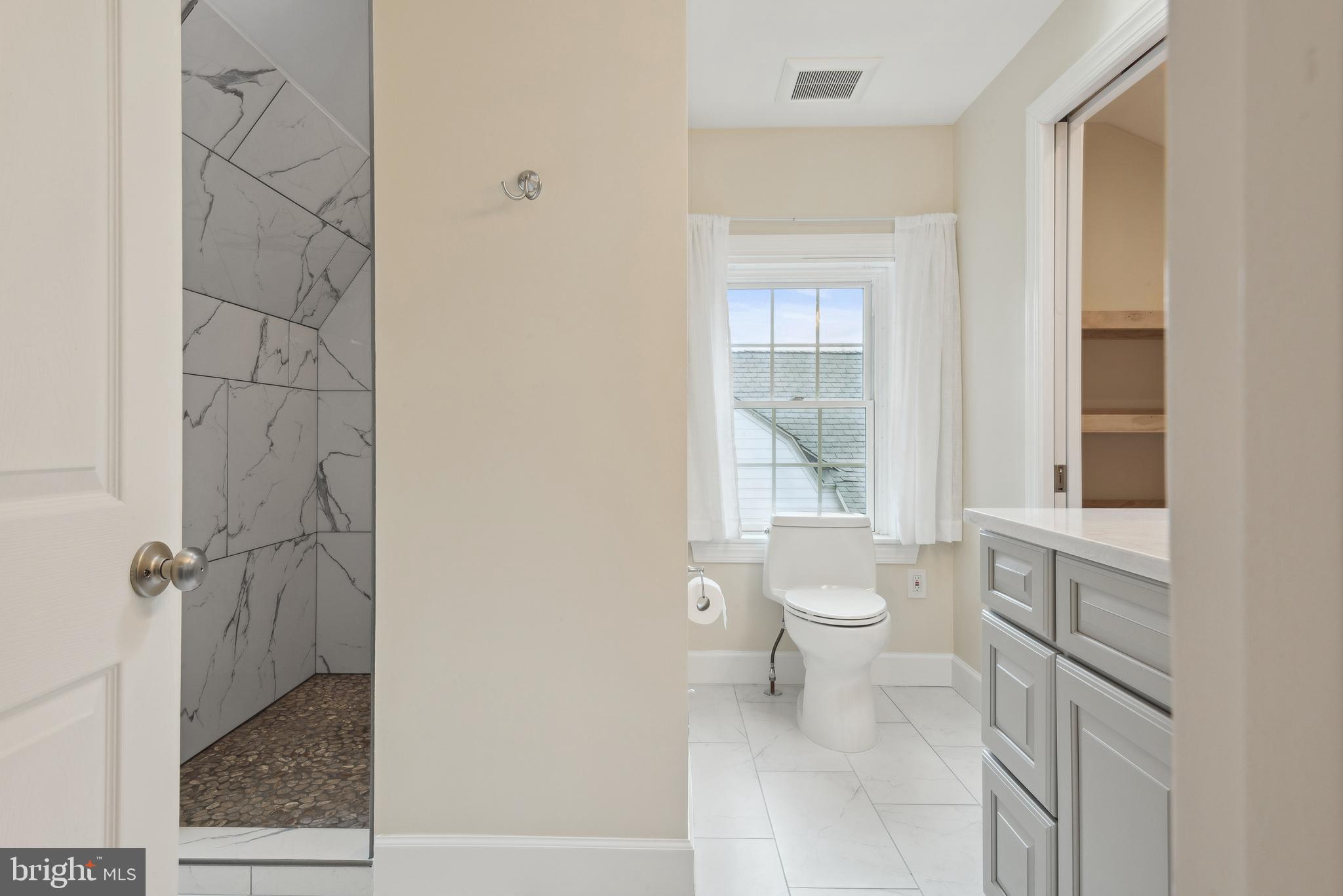 BAKER PARK - Residential Lease