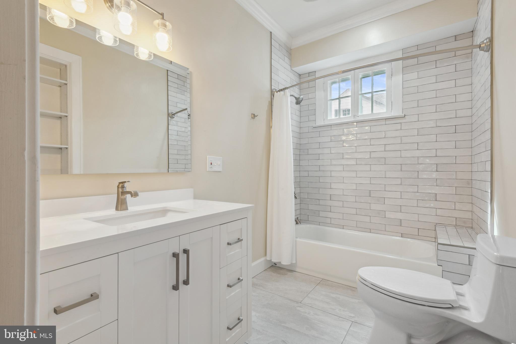 BAKER PARK - Residential Lease