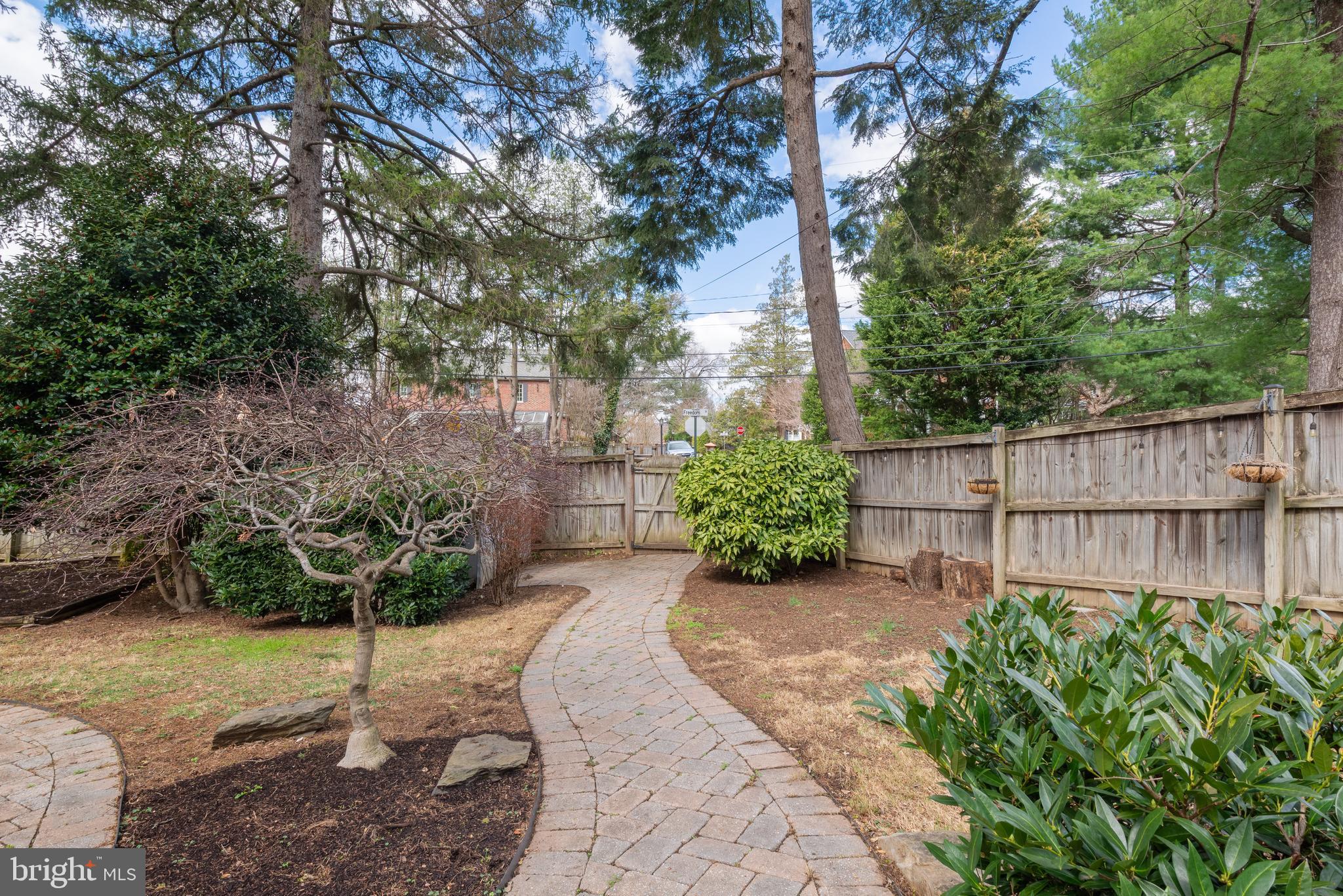 BAKER PARK - Residential Lease