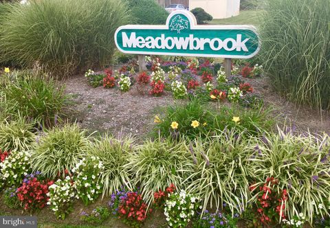 Condo For Sale - 101 Vail Court<br/> MAYS LANDING, NJ 08330