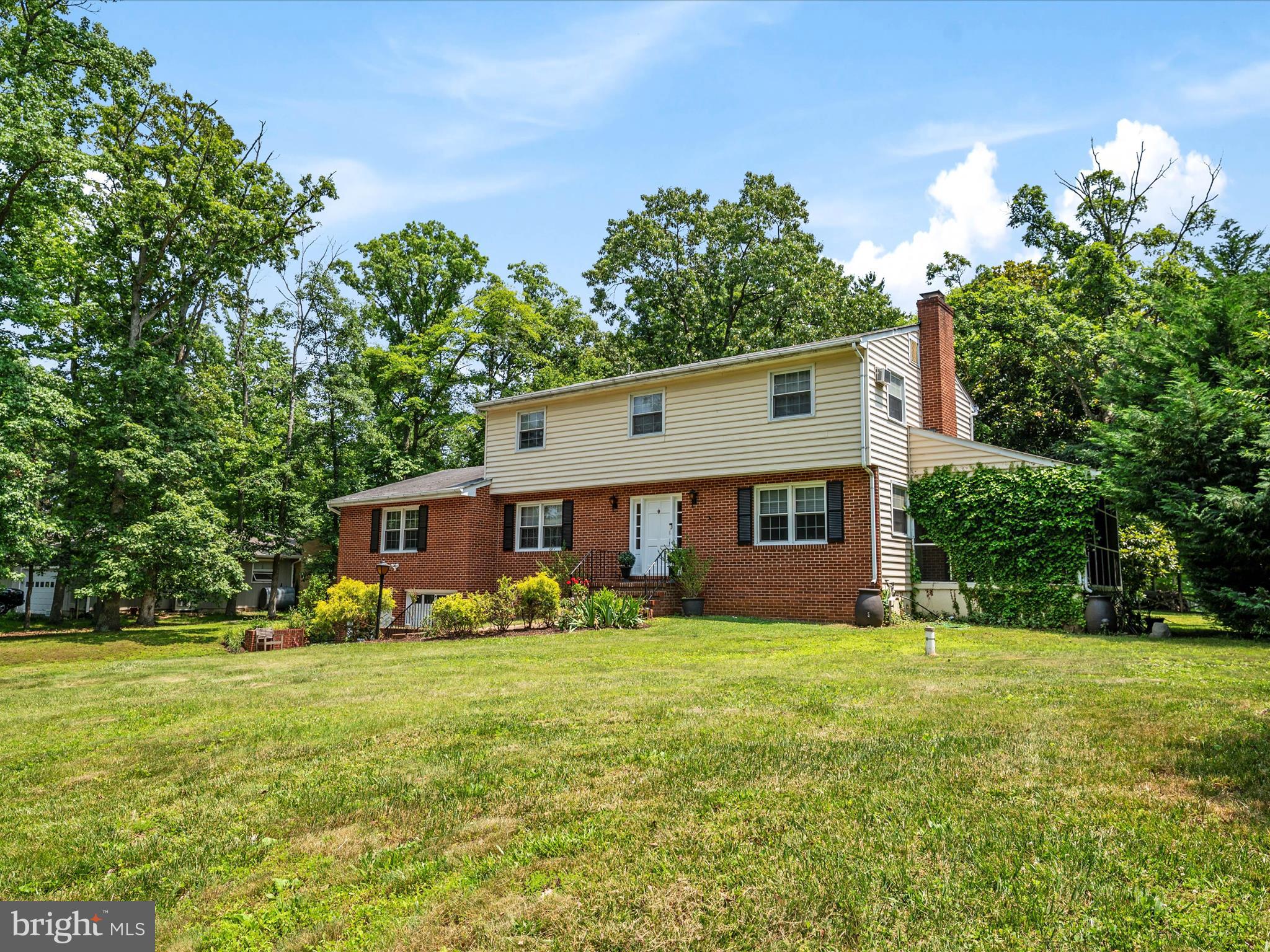 1507 GORDON COVE DRIVE