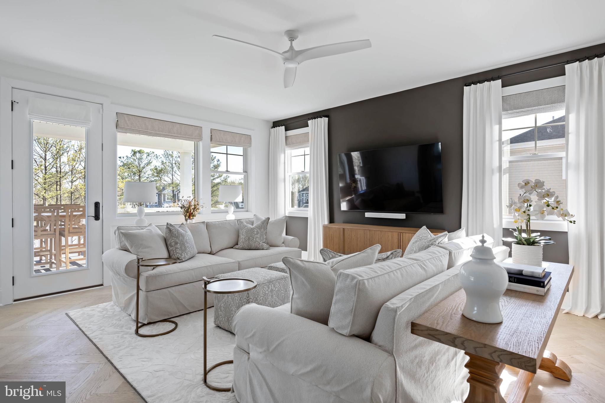 MARSH ISLAND IN LEWES - Residential