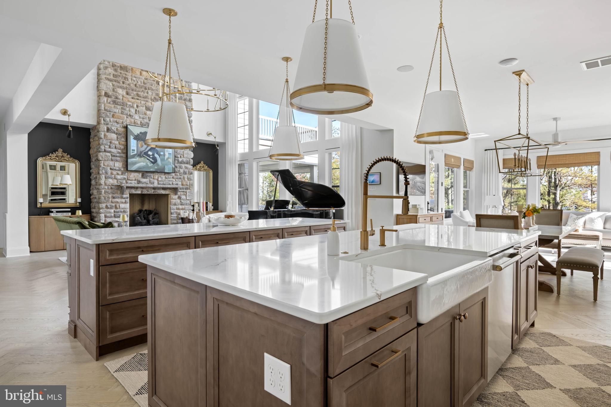 MARSH ISLAND IN LEWES - Residential