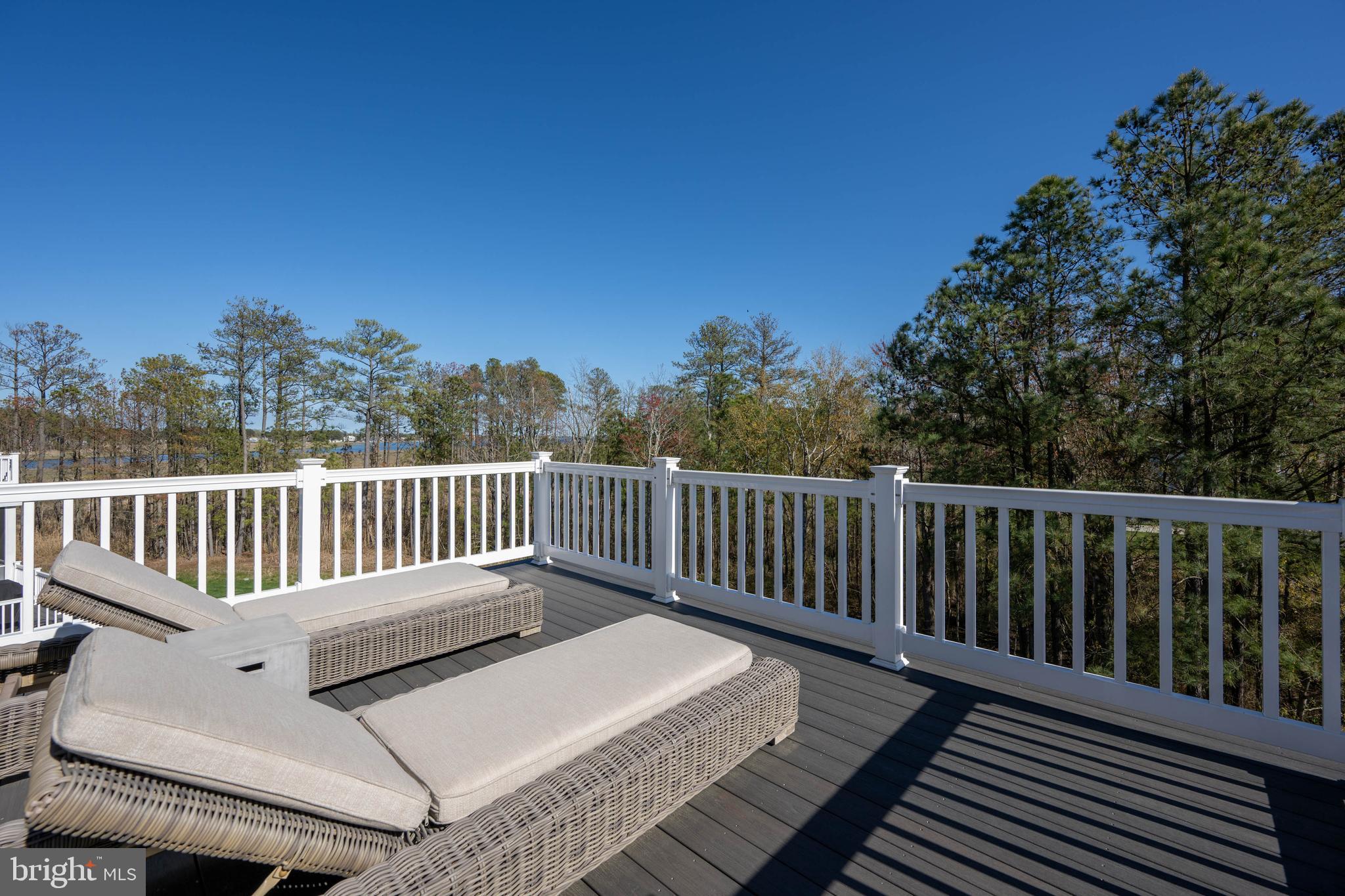 MARSH ISLAND IN LEWES - Residential