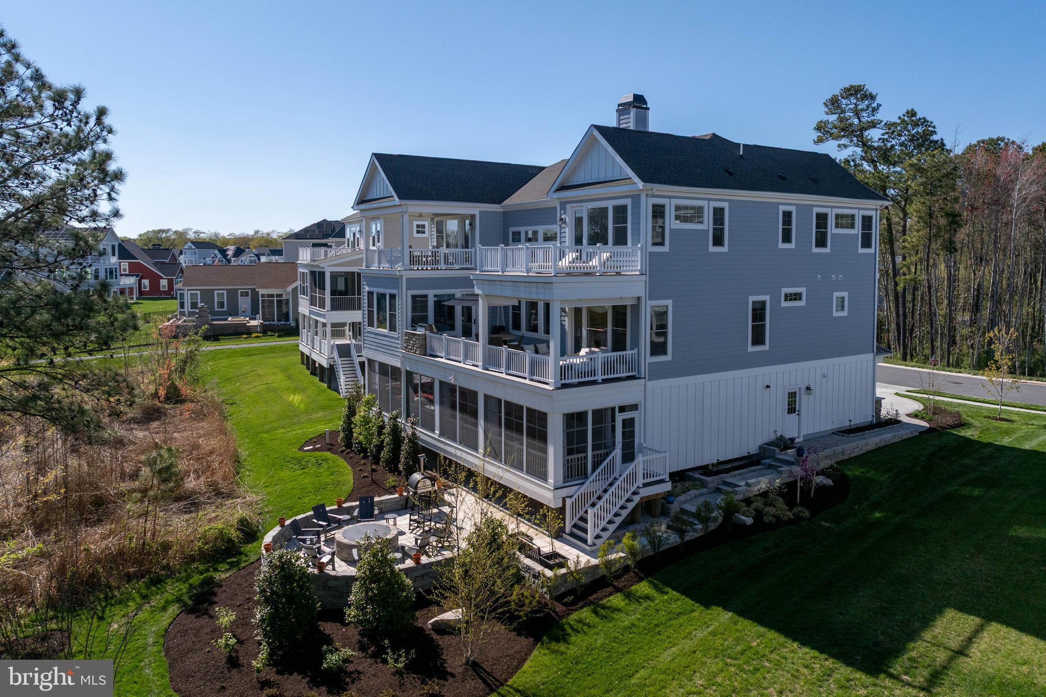 MARSH ISLAND IN LEWES - Residential