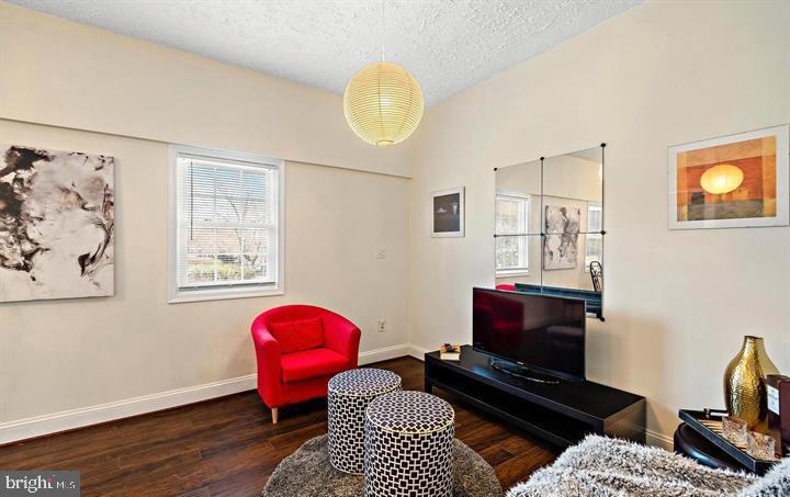 QUAIL VALLEY - Residential Lease