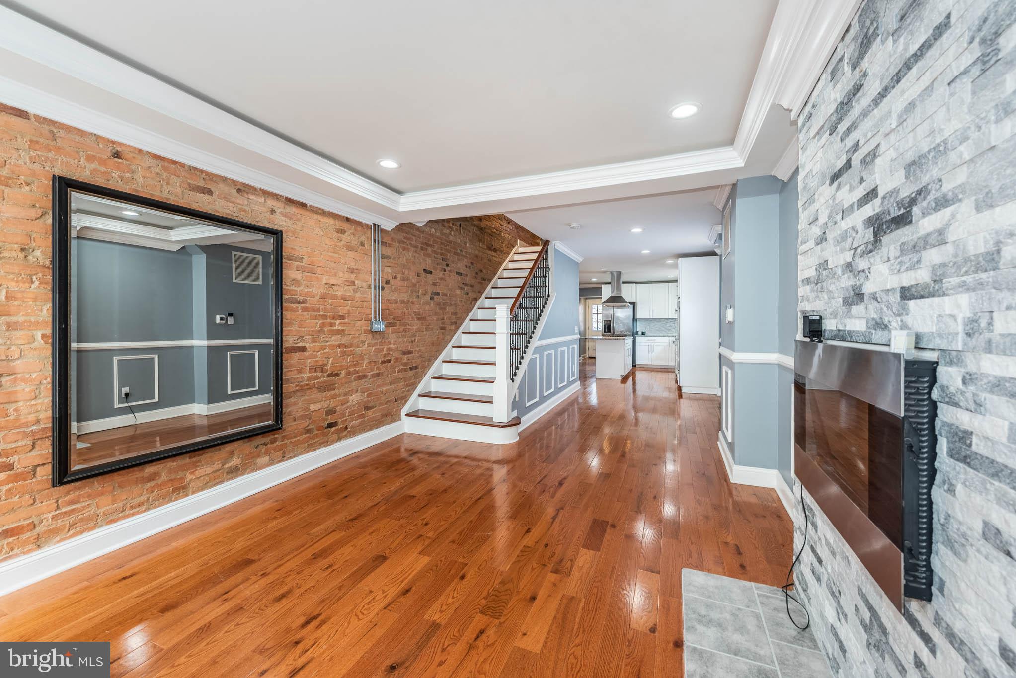 WASHINGTON VILLAGE - Residential