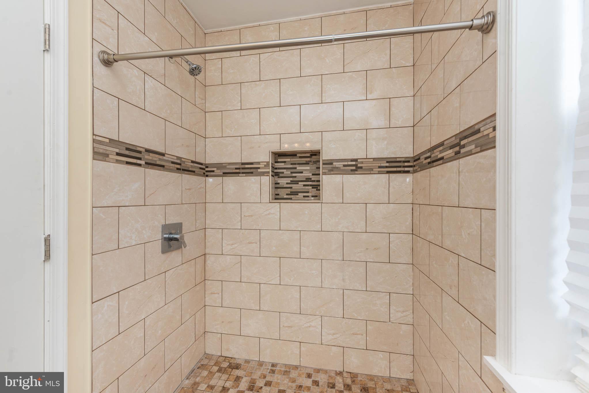 WASHINGTON VILLAGE - Residential