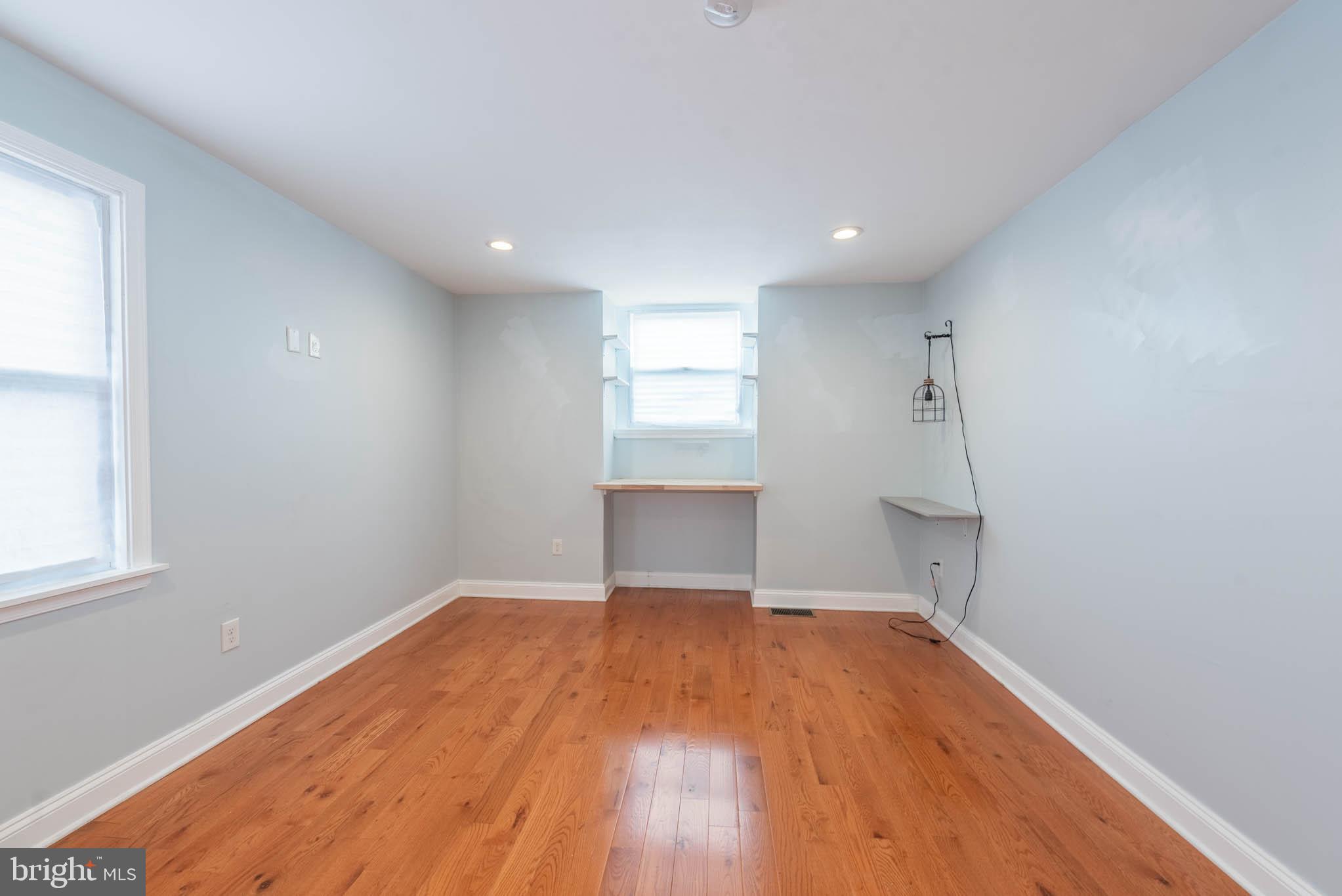 WASHINGTON VILLAGE - Residential