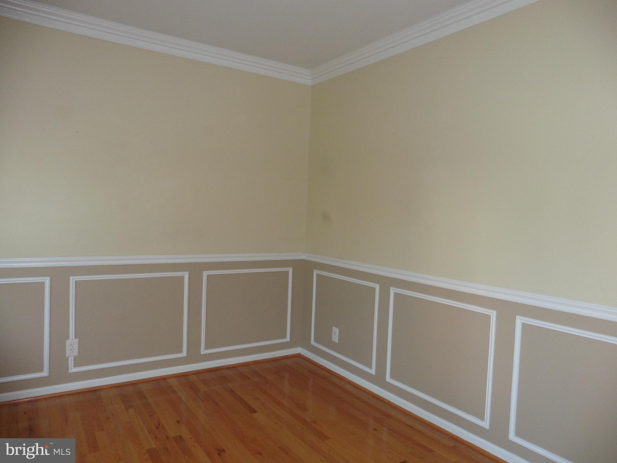 APPLE KNOLLS ESTATES - Residential Lease