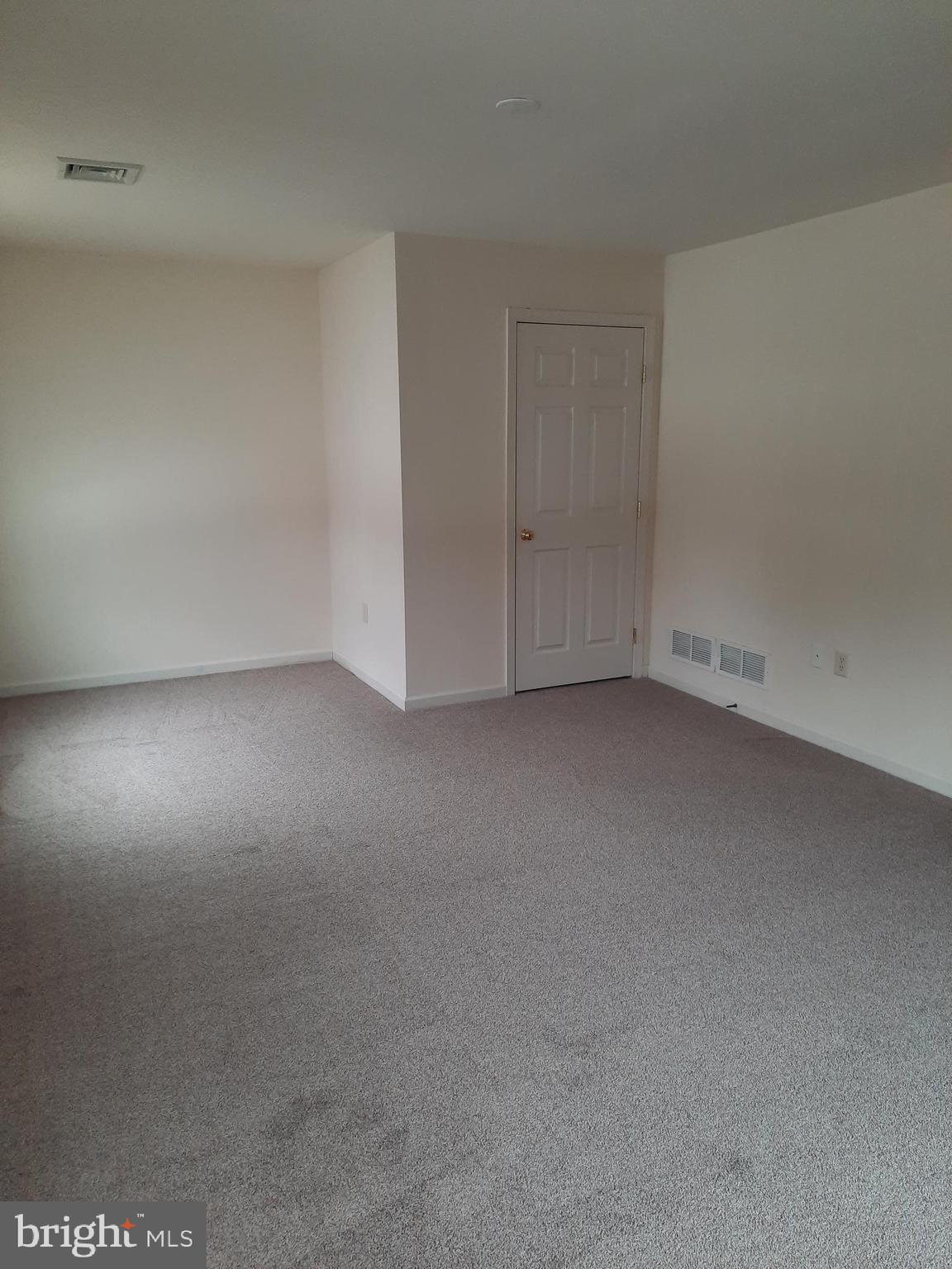 SILVER CREEK - Residential Lease