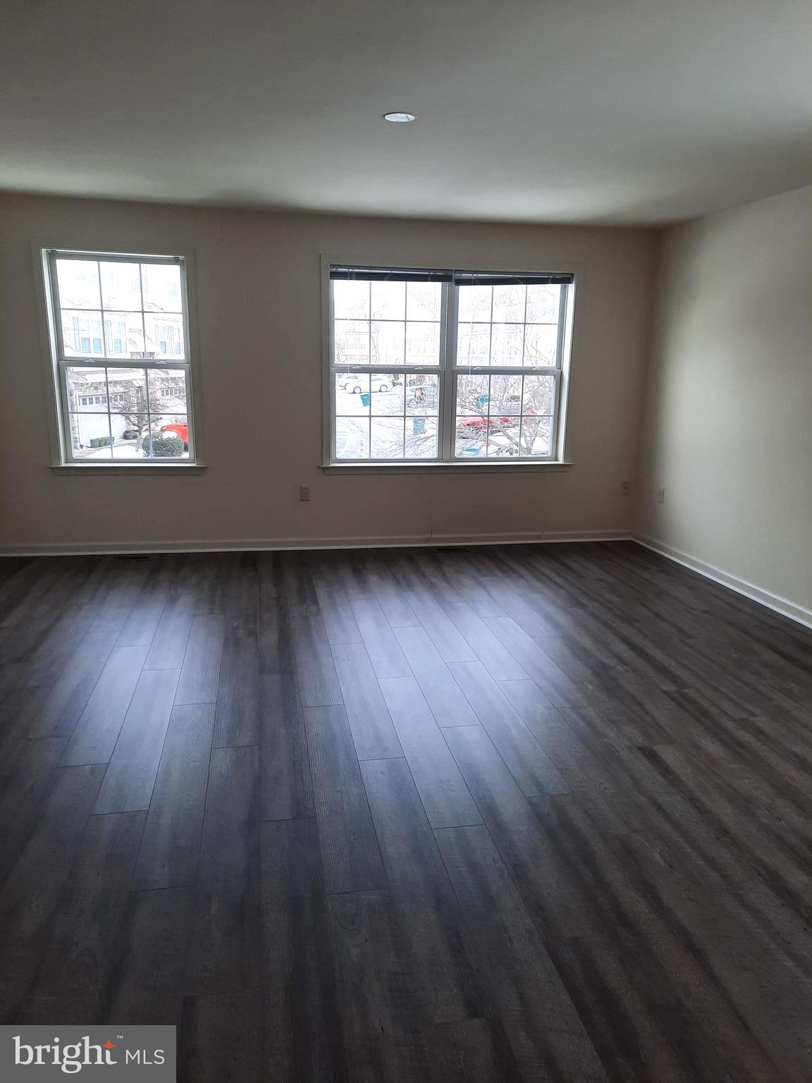 SILVER CREEK - Residential Lease