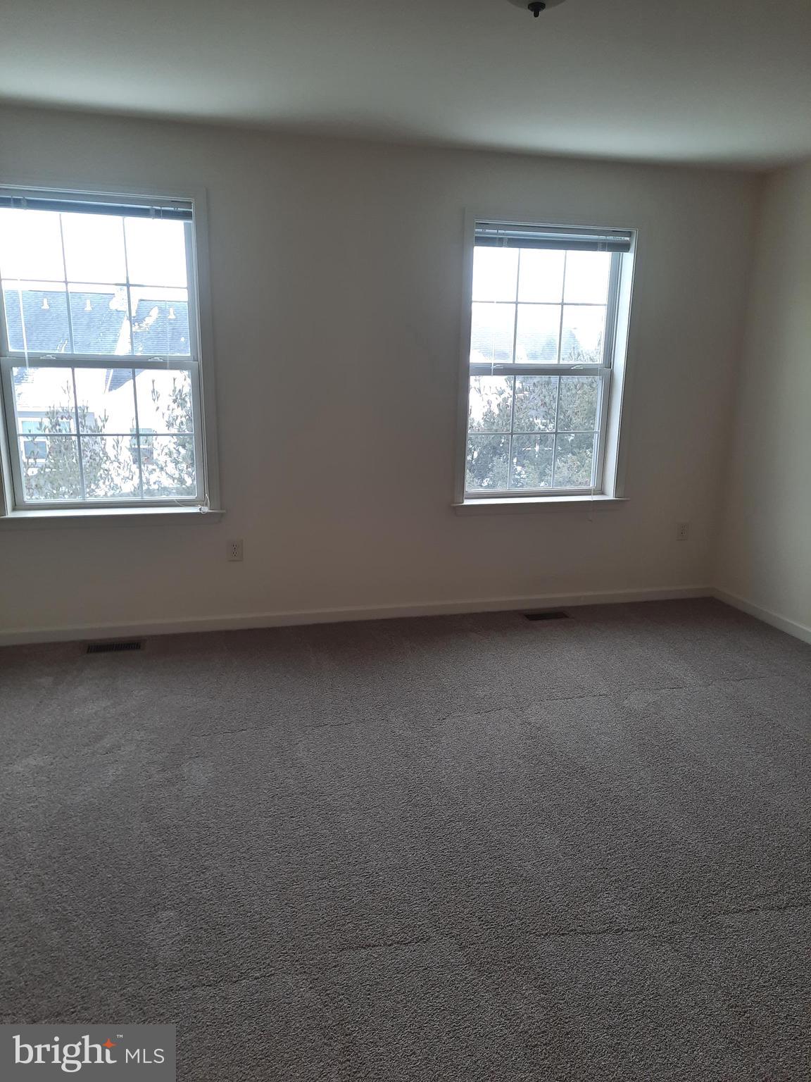 SILVER CREEK - Residential Lease