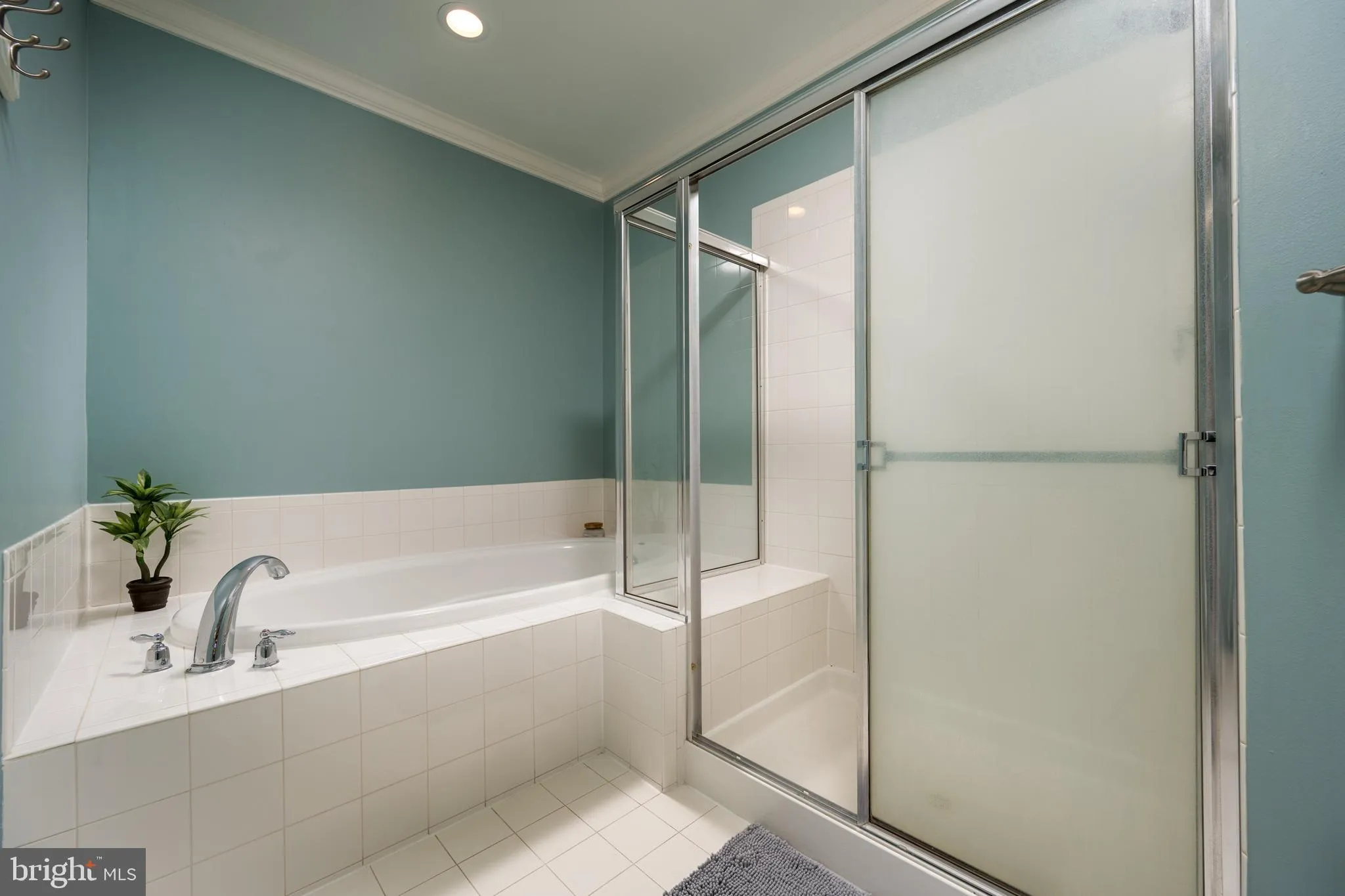 Ocean City, Maryland 21842, United States, 3 Bedrooms Bedrooms, ,2 BathroomsBathrooms,Residential,Active,22962