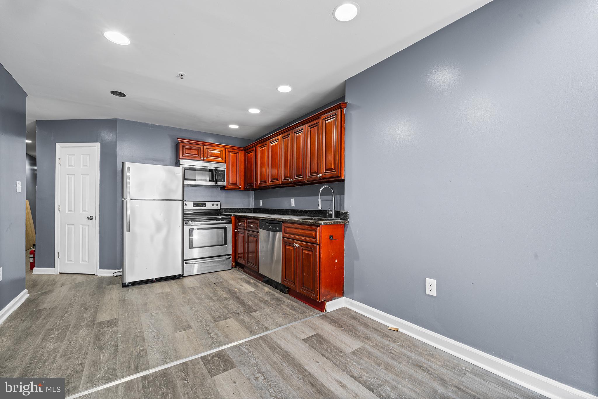 2144 N 18TH STREET 1