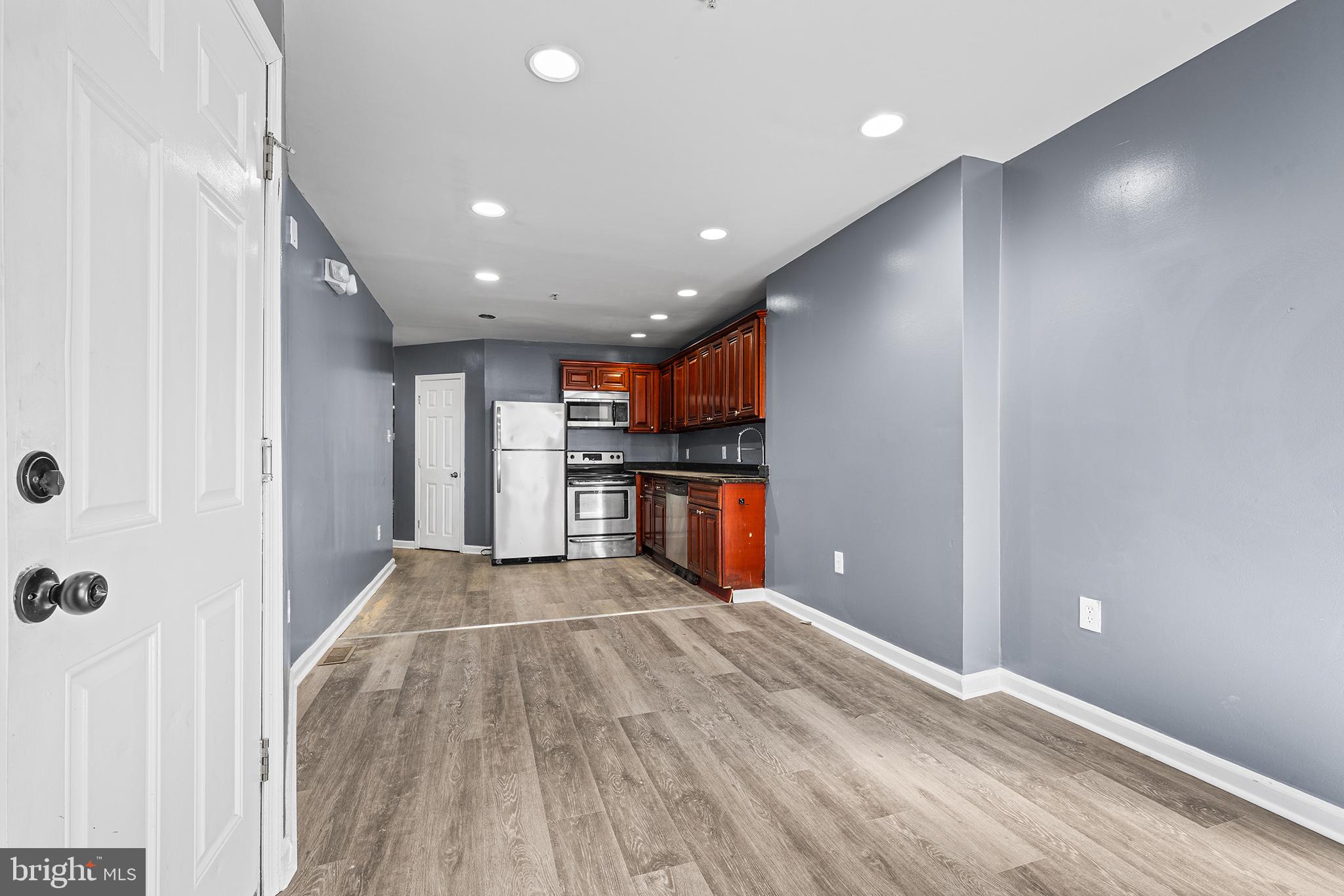 2144 N 18TH STREET 1
