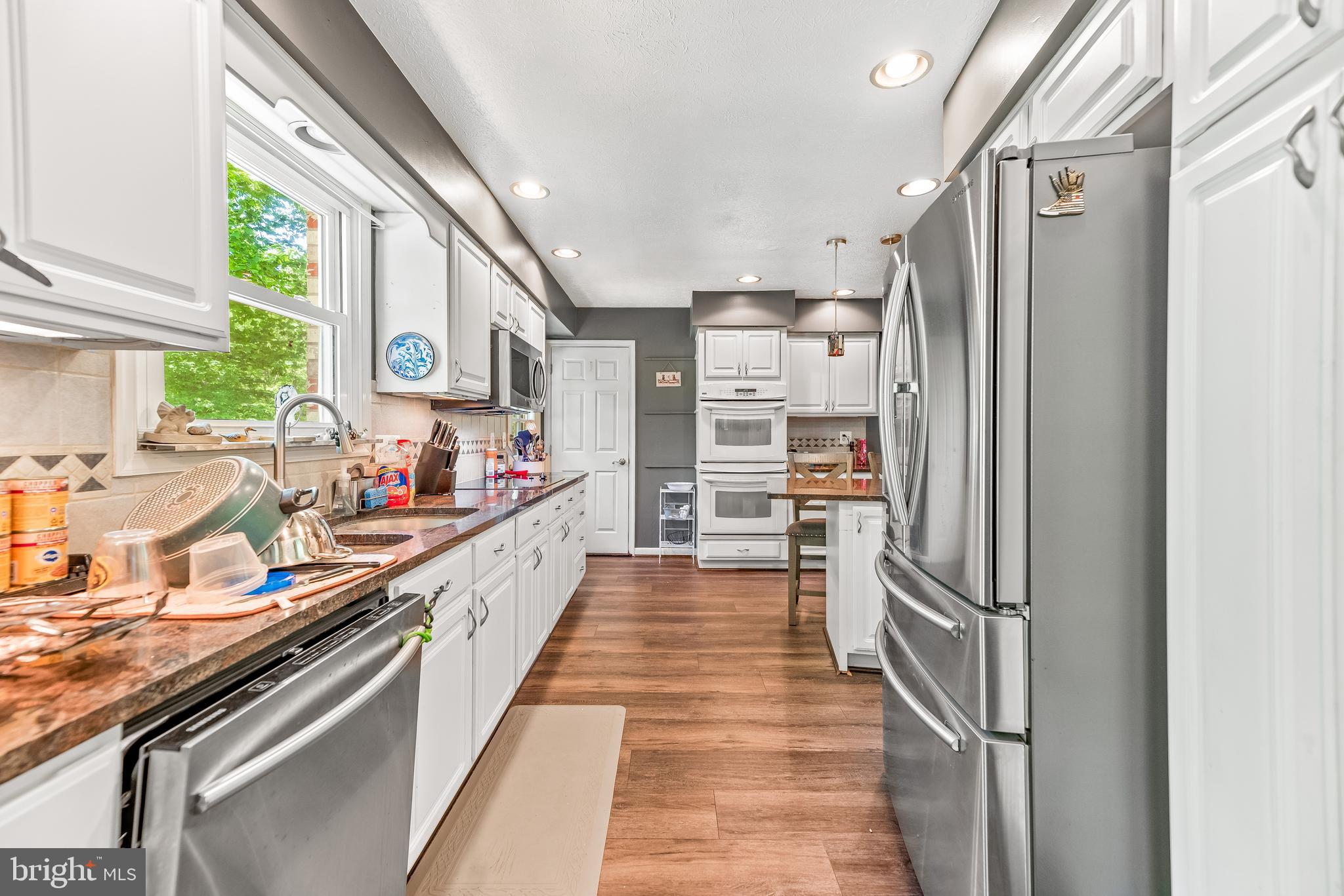 LAKE KARYLBROOK - Residential