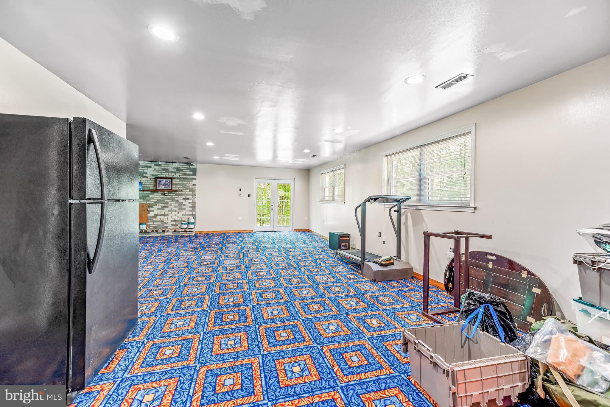 LAKE KARYLBROOK - Residential