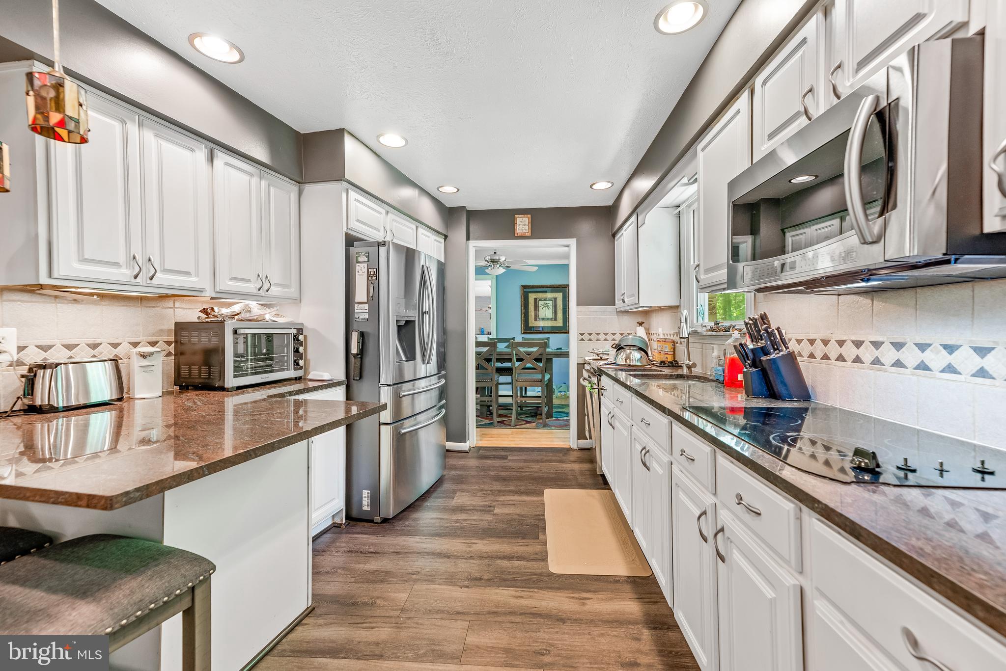 LAKE KARYLBROOK - Residential