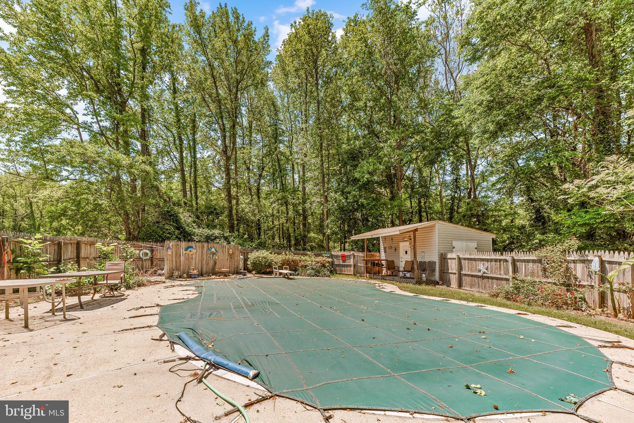 LAKE KARYLBROOK - Residential