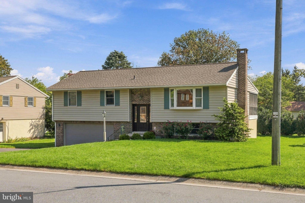 Photo of 43 Cardinal Drive, STEVENS, PA 17578 (MLS # PALA2096386)