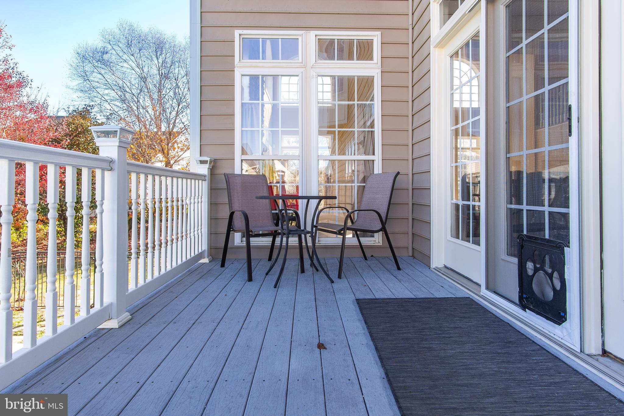 PARADISE MANOR - Residential