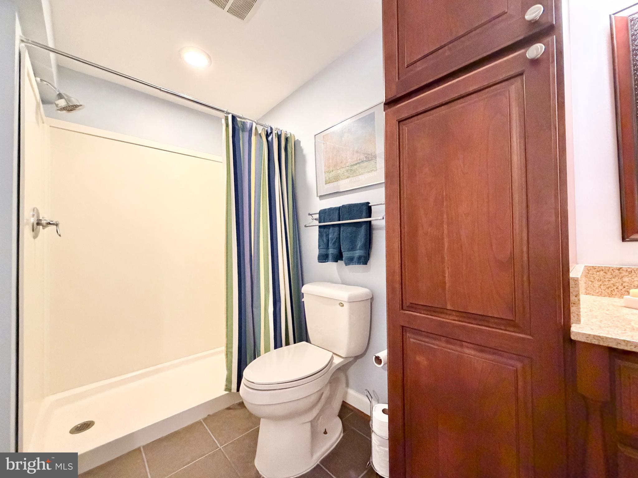 SALEM FIELDS - Residential