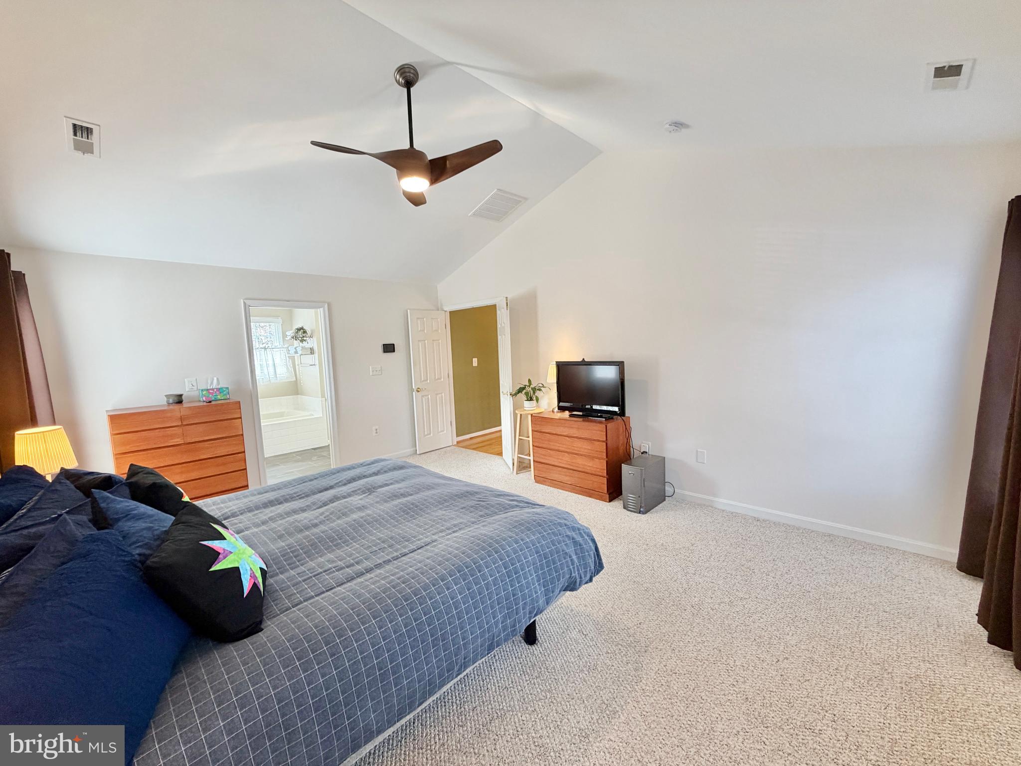 SALEM FIELDS - Residential