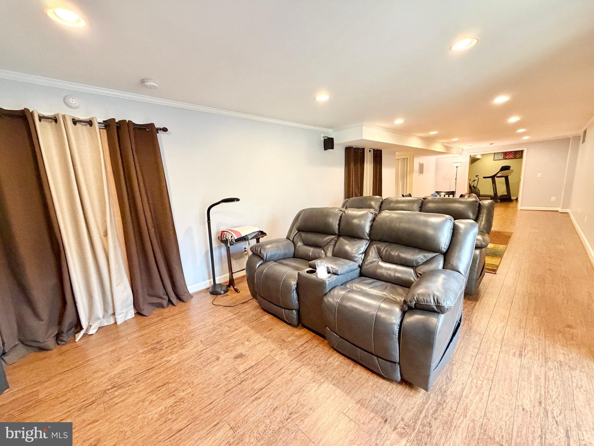 SALEM FIELDS - Residential