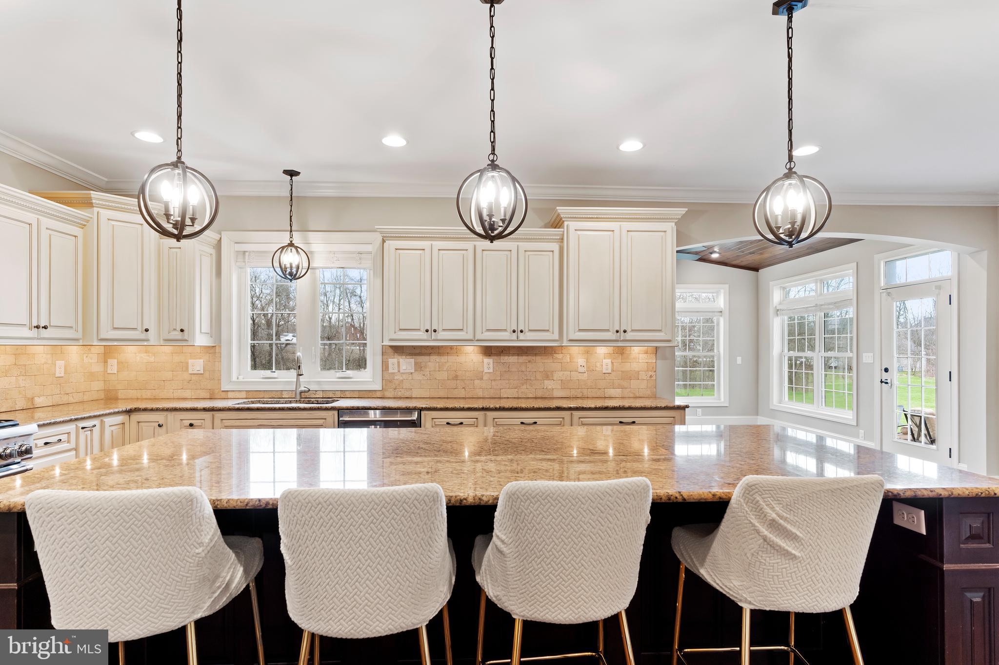 HILLSIDE FARMS - Residential