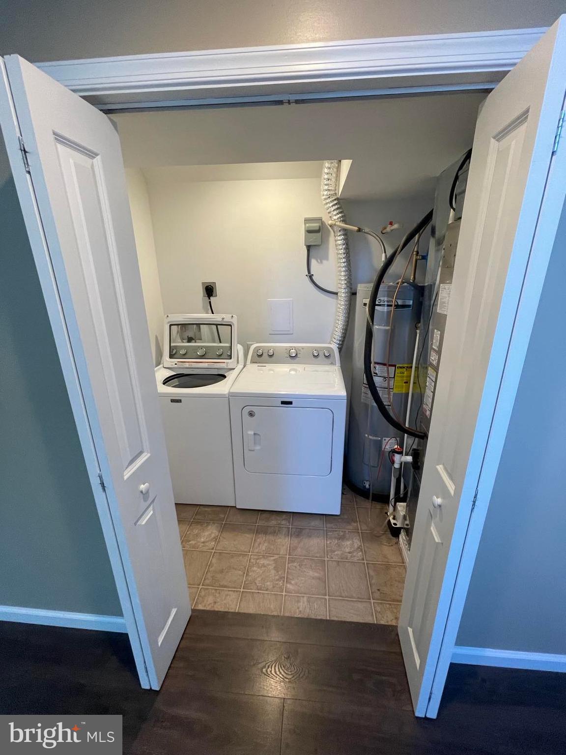 DARKESVILLE - Residential Lease