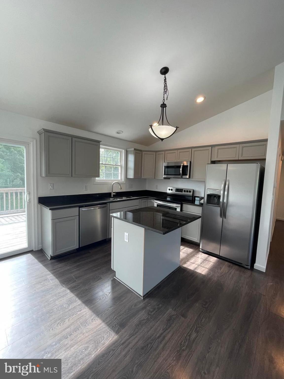 DARKESVILLE - Residential Lease