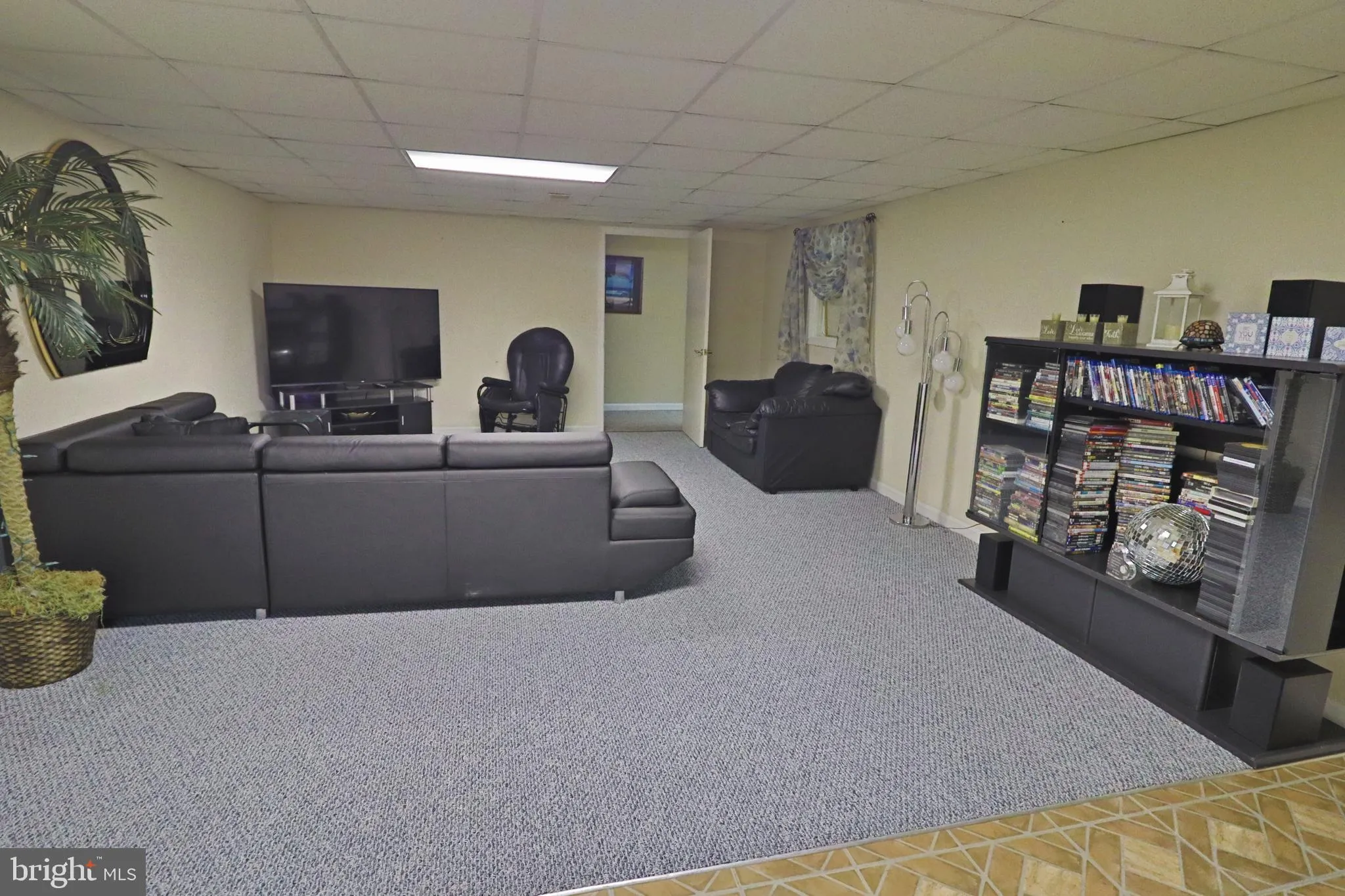 Lancaster, Pennsylvania 17603, United States, 4 Bedrooms Bedrooms, ,3 BathroomsBathrooms,Residential,Active,188897