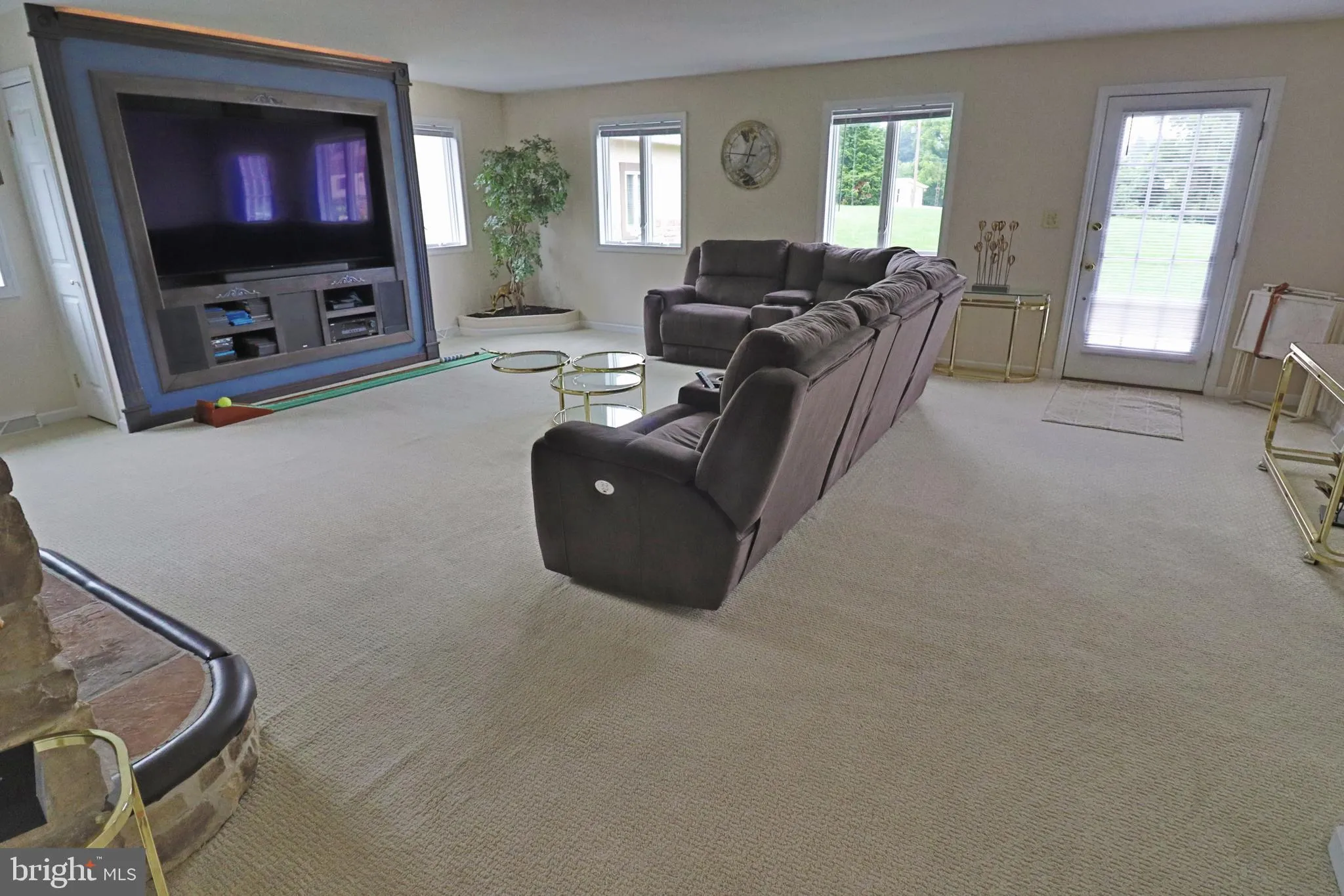 Lancaster, Pennsylvania 17603, United States, 4 Bedrooms Bedrooms, ,3 BathroomsBathrooms,Residential,Active,188897