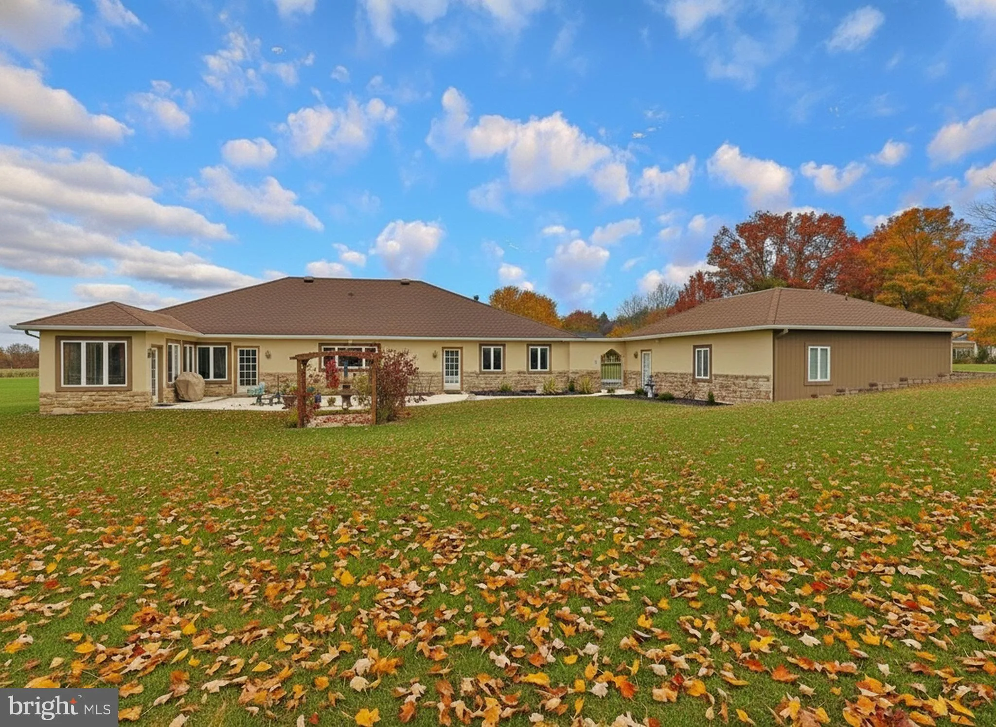 Lancaster, Pennsylvania 17603, United States, 4 Bedrooms Bedrooms, ,3 BathroomsBathrooms,Residential,Active,188897