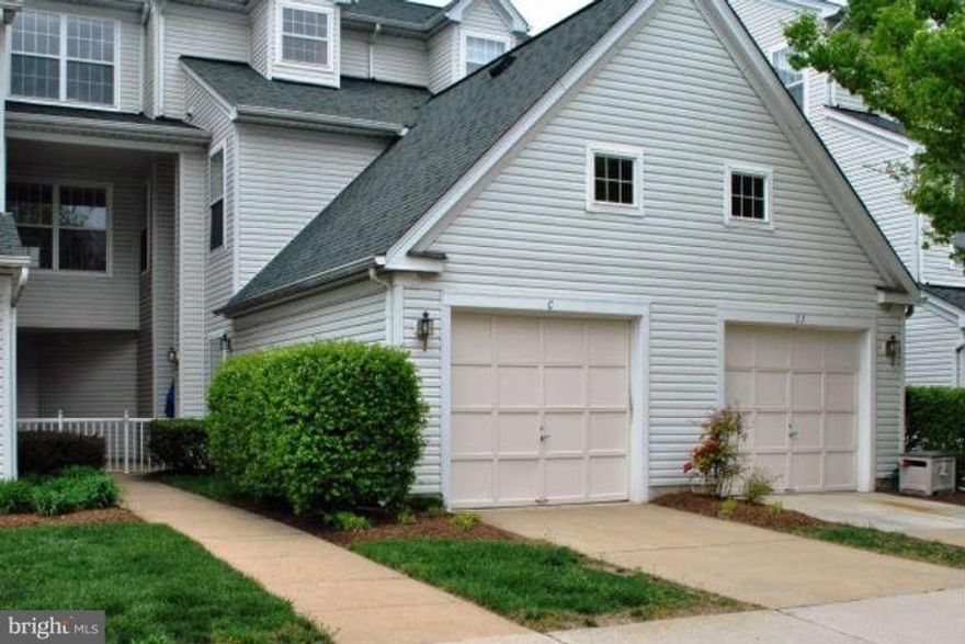 Beautiful townhouse/condo with one car garage with granite counter ,SS  Appliances,  Double vanities, master walk in closet .  Close to metro and shopping.