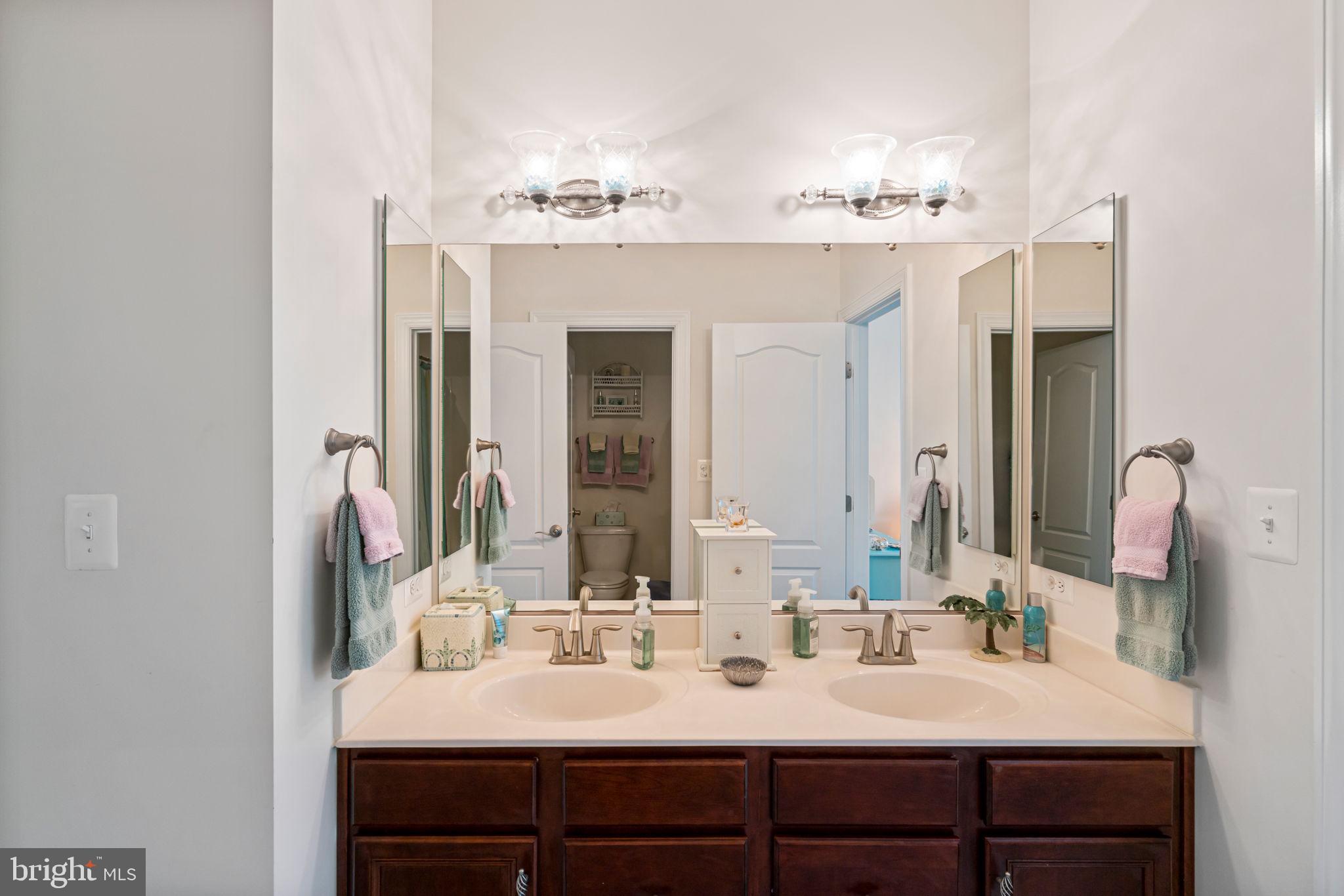 WATERFORD VIEW ESTATES - Residential