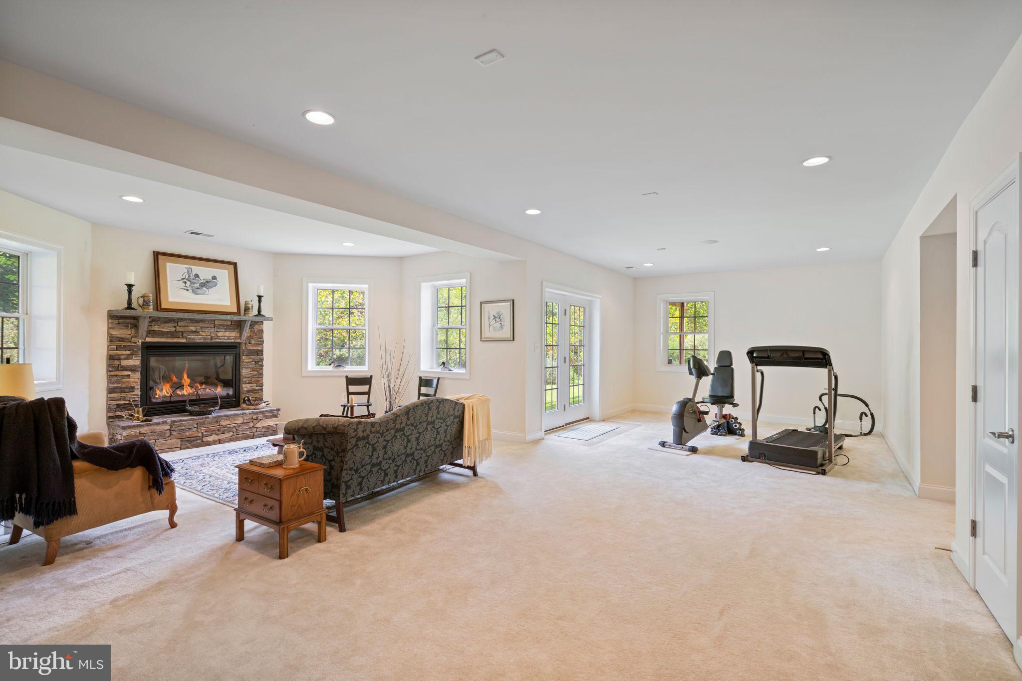 WATERFORD VIEW ESTATES - Residential