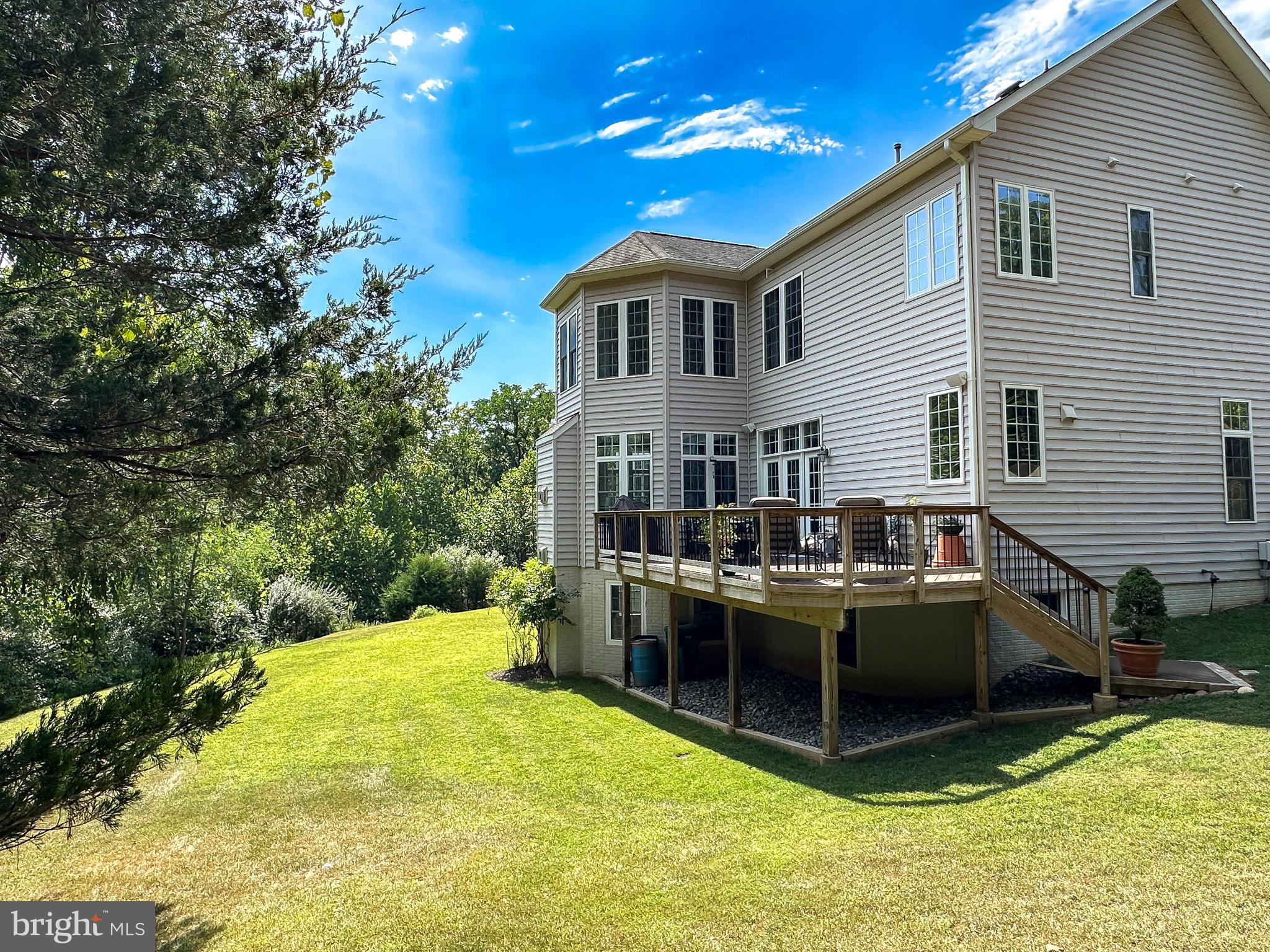 WATERFORD VIEW ESTATES - Residential